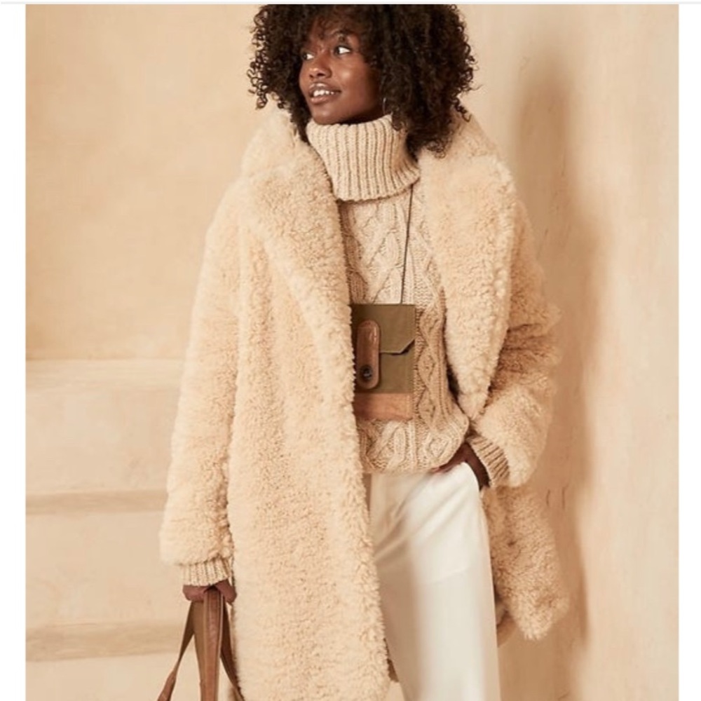 Banana Republic Sherpa Cocoon coat!  New!